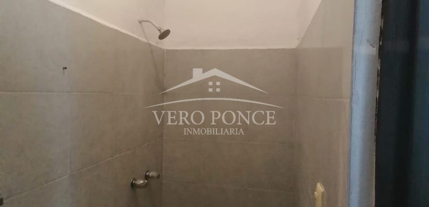 (Rentado) Calle 10 Avenida 2 / Departamento en Renta (2210-123)