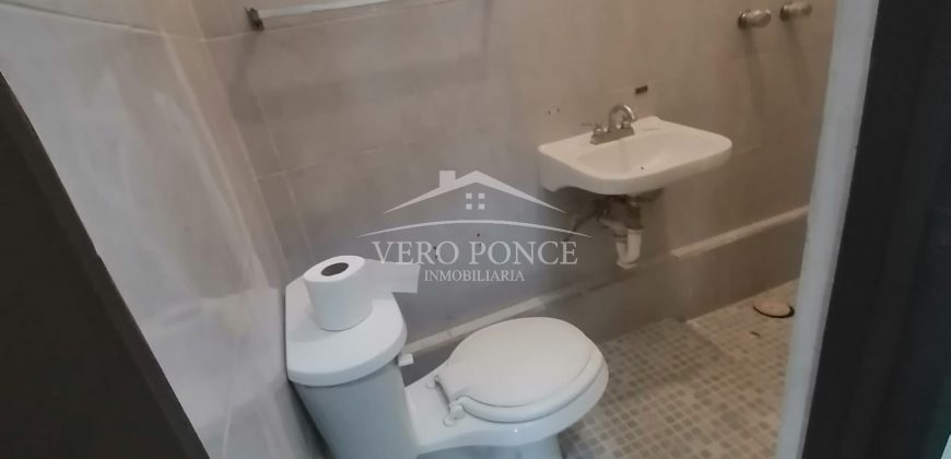 (Rentado) Calle 10 Avenida 2 / Departamento en Renta (2210-123)