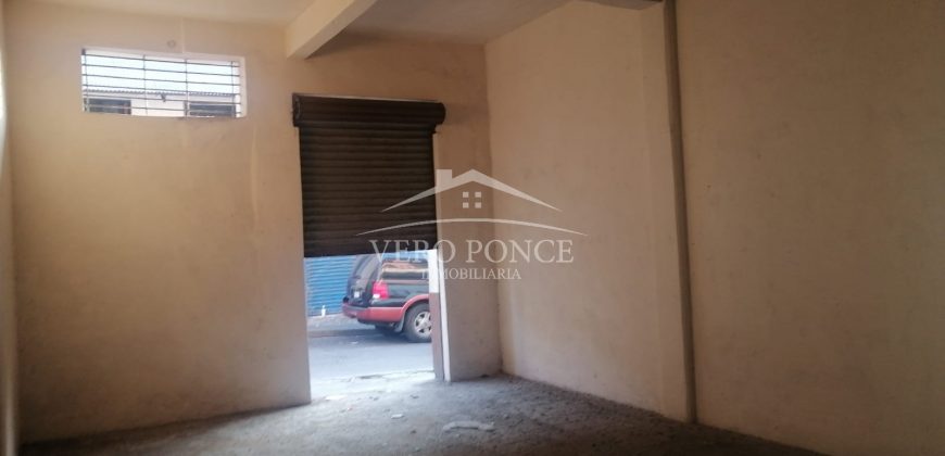 (Rentada) Colonia Centro / Bodega en Renta (2210-136)