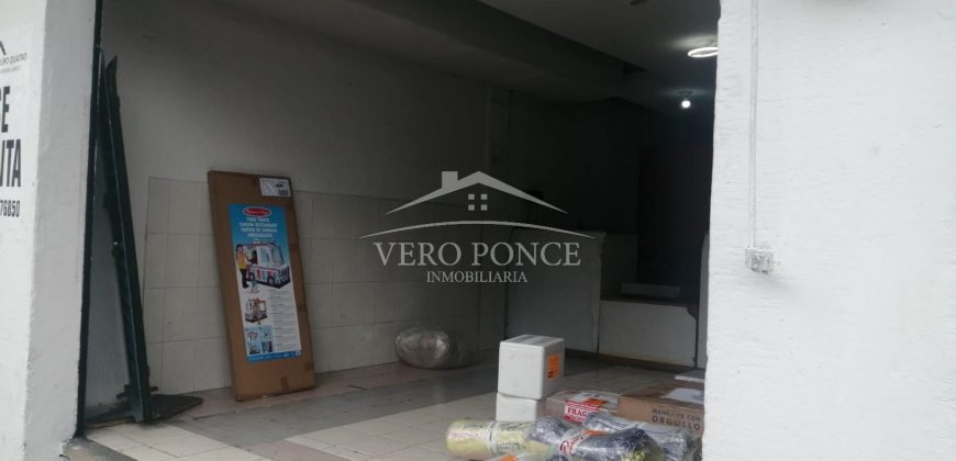 (Rentado) Calle 4 Avenida 1 / Local en Renta (2203-140)