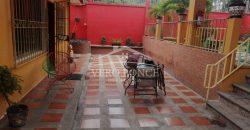 (Rentado) San Miguel / Salón en Renta (2201-150)