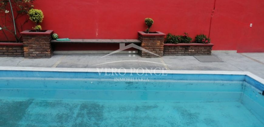 (Rentado) San Miguel / Salón en Renta (2201-150)