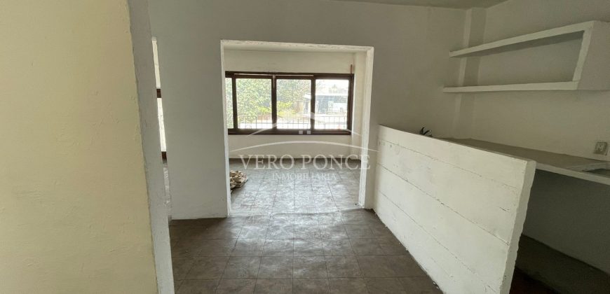 (Rentada) Avenida 11 / 70 m2 / Local en Renta (2207-156)