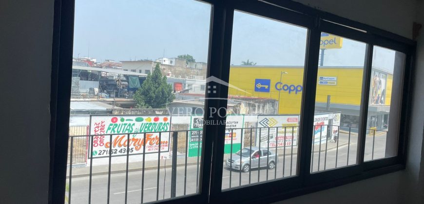(Rentada) Avenida 11 / 70 m2 / Local en Renta (2207-156)