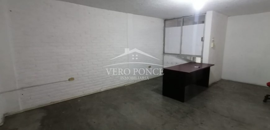 (Rentada) Plaza María Isabel / Locales en Renta (2201-161)