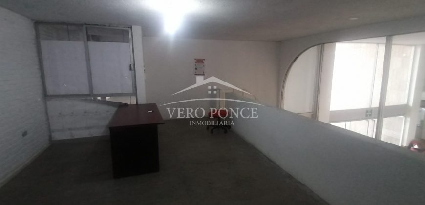 (Rentada) Plaza María Isabel / Locales en Renta (2201-161)