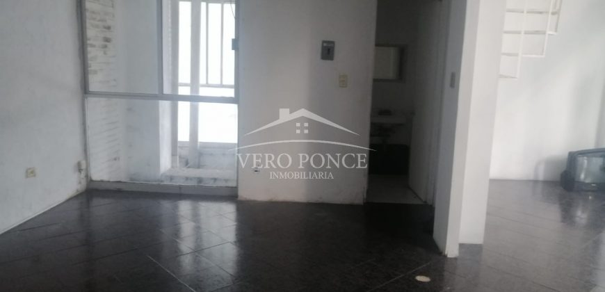 (Rentada) Plaza María Isabel / Locales en Renta (2201-161)