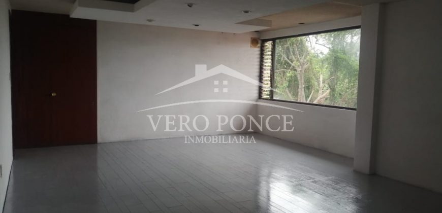 (Rentado) Avenida 1 Calle 12 / Local en Renta (2201-173)