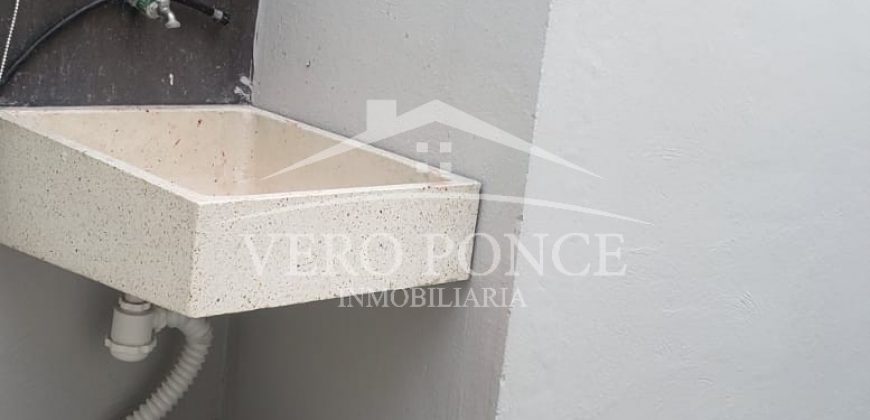 (Rentada) Fraccionamiento Jardines de Alameda / Casa en Renta (2201-181b)