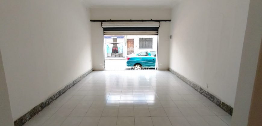 (Rentado) Centro / Local en Renta (2201-515)