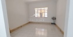 (Rentado) Centro / Local en Renta (2201-515)