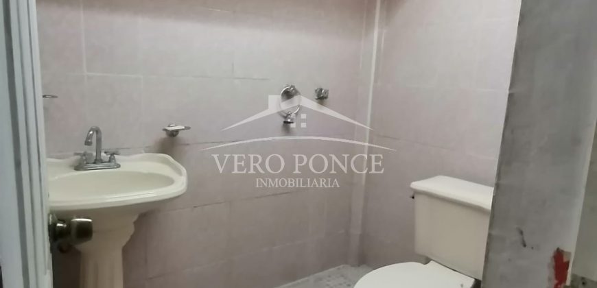 (Rentado) Colonia Centro / Local en Renta (2210-526)