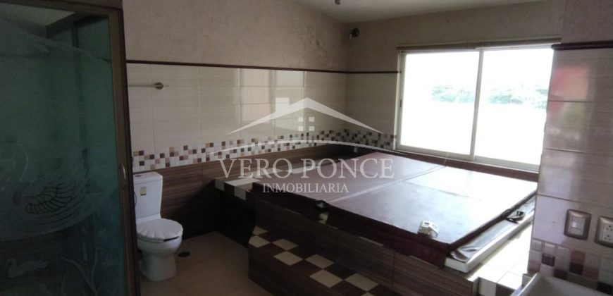 (Rentada) Fraccionamiento Virginia / Casa en Renta (2201-528b)
