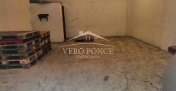 (Rentado) Zona La Central / Locales en Renta (2210-531)