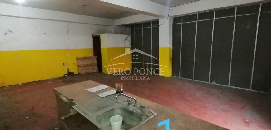 (Rentado) Zona La Central / Locales en Renta (2210-531)