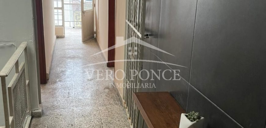 (Rentado) Avenida 7 / 30 m2 / Local en Renta (2207-548)