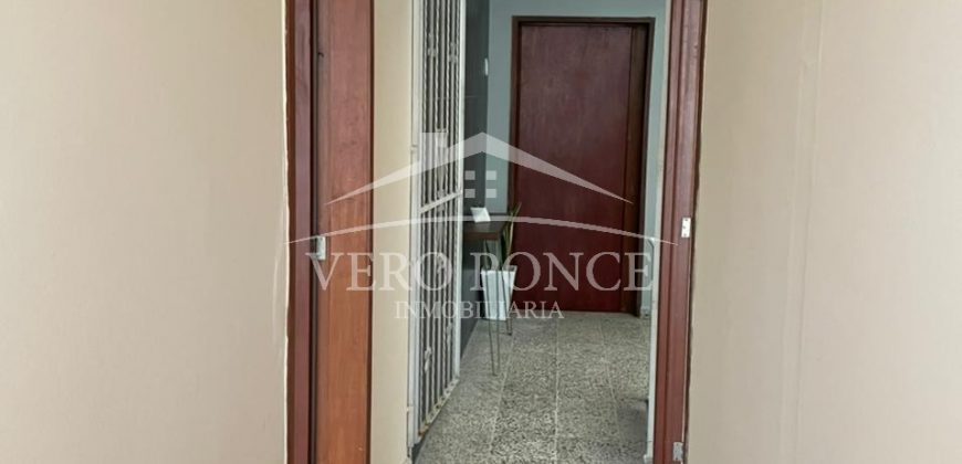 (Rentado) Avenida 7 / 30 m2 / Local en Renta (2207-548)
