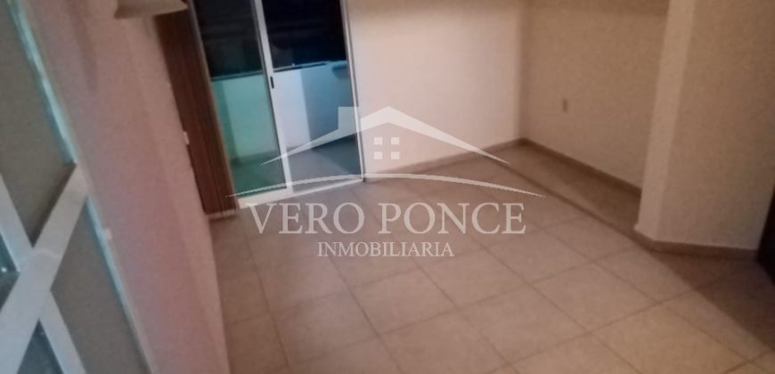 (Rentada) Fraccionamiento Lomas Verdes / Casa en Renta (2210-600)
