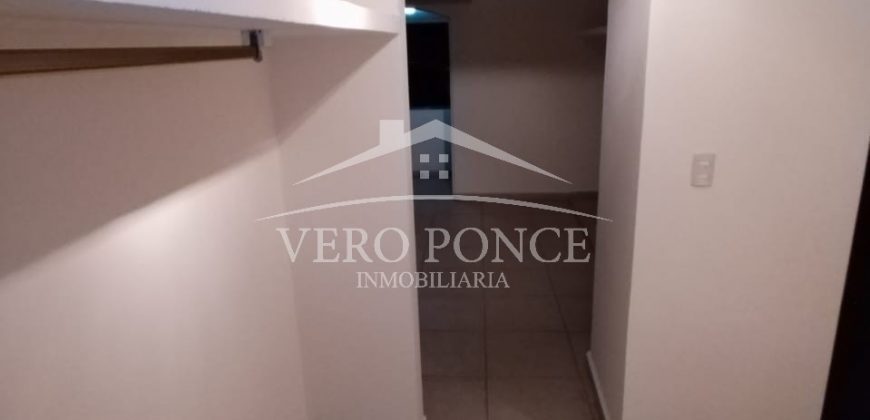(Rentada) Fraccionamiento Lomas Verdes / Casa en Renta (2210-600)