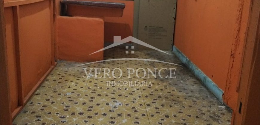 (Rentado) Calle 17 Avenida 5 / 90 m2 / Local en Renta (2201-601)