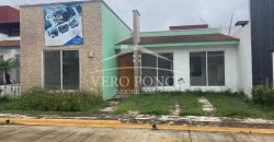 (Rentada) Fraccionamiento Tulipanes / Casa en Renta (2201-616)