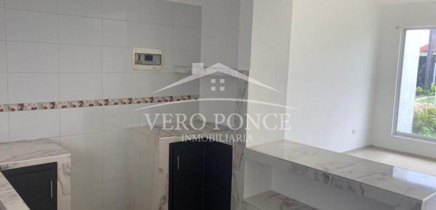 (Rentada) Fraccionamiento Tulipanes / Casa en Renta (2201-616)