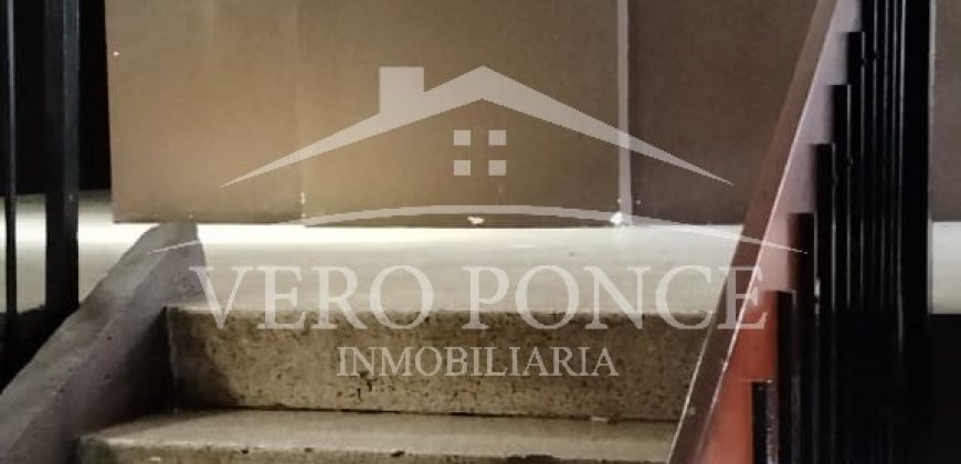 (Rentado) Zona Industrial / 114 m2 / Local en Renta (2210-622)