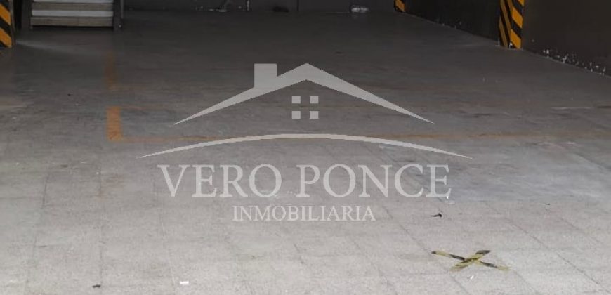 (Rentado) Zona Industrial / 114 m2 / Local en Renta (2210-622)