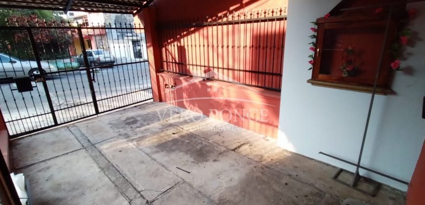 (Rentada) Colonia Centro / Casa en Renta (2210-631)