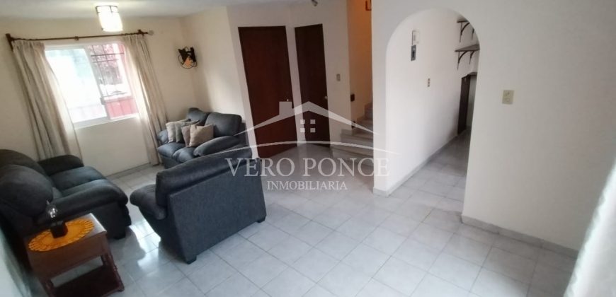 (Rentada) Colonia Centro / Casa en Renta (2210-631)