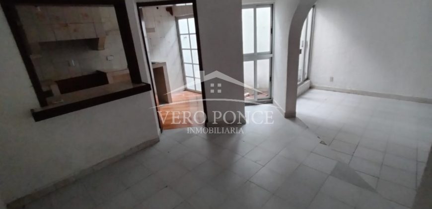 (Rentada) Colonia Centro / Casa en Renta (2201-633)