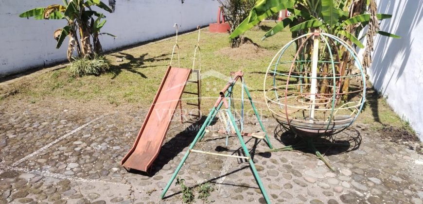 Monte Salas / Casa en Venta (2301-650)