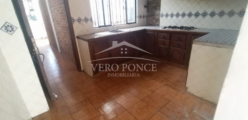 (Rentada) Calle 7 / Casa en Renta (2301-679)