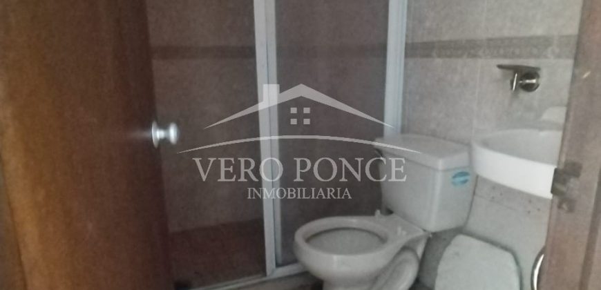 (Rentada) Calle 7 / Casa en Renta (2301-679)