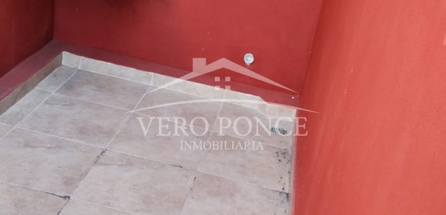 (Rentada)  Las Margaritas / Casa en Renta (2301-689)