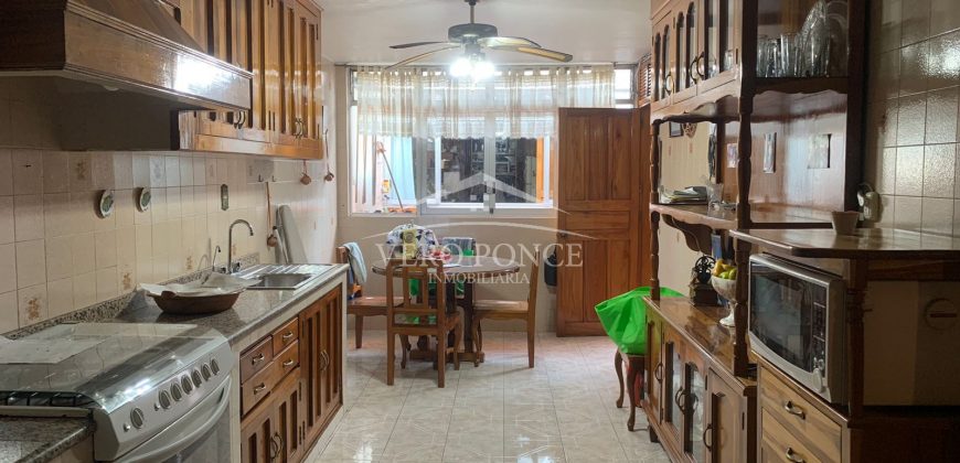 Avenida 1 Calle 15 / Edificio en Venta (2303-700)