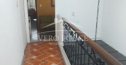 (Rentada) Fraccionamiento Villa Verde / Suite Amueblada en Renta (2317-704)