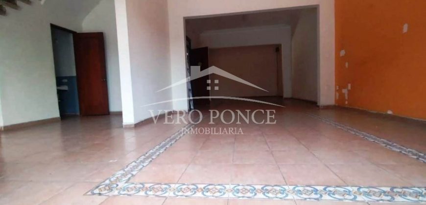 (Rentado) Calle 6 / Local en Renta (2310-707)