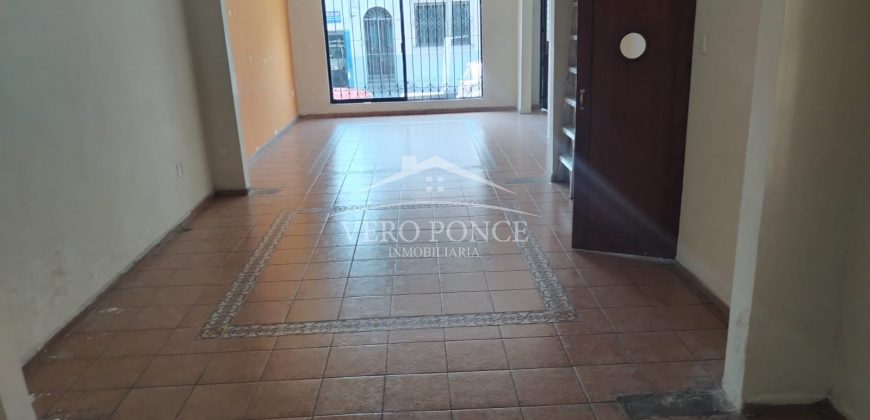 (Rentado) Calle 6 / Local en Renta (2310-707)