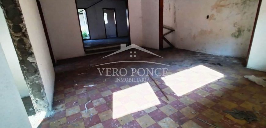 (Rentado) Calle 10 Avenida 1 / Local en Renta (2310-708)