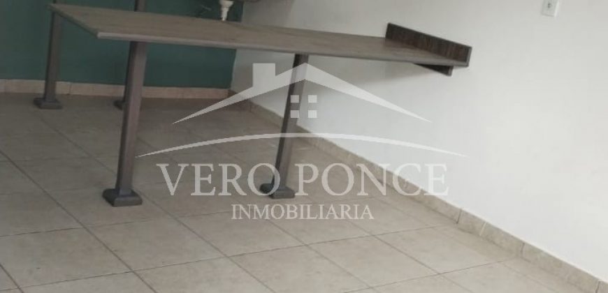 (Rentada) Colonia Centro / Casa en Renta (2301-738)