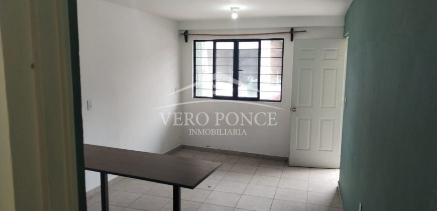 (Rentada) Colonia Centro / Casa en Renta (2301-738)