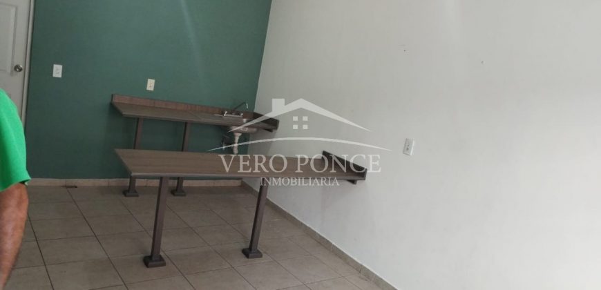 (Rentada) Colonia Centro / Casa en Renta (2301-738)