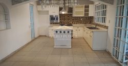 Villa Paraíso / Casa en Venta (2301-740)