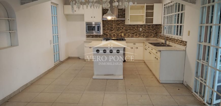 Villa Paraíso / Casa en Venta (2301-740)