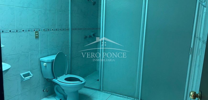 (Rentada) Jardínes de la Alameda / Casa en Renta (2303-741)