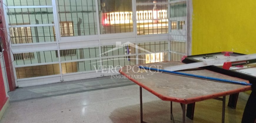 Avenida 4 Calle 1 / Casa en Venta (2303-745)