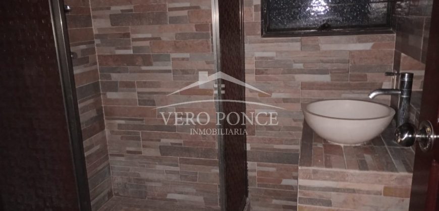 Avenida 4 Calle 1 / Casa en Venta (2303-745)