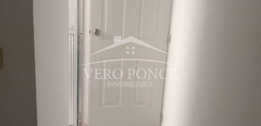 (Rentado) Calle 10 Avenida 2 / Departamento en Renta (2201-116)