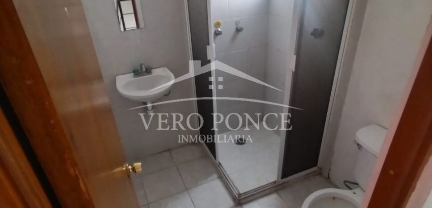 (Rentada) Fraccionamiento Las Palmas / Casa en Renta (2310-759)